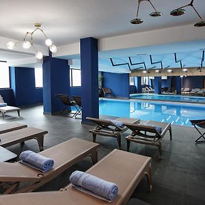 L.M Club Hotel